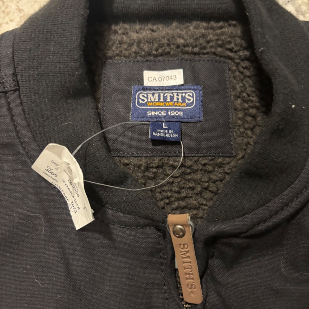 Work Vest - Picture 2 of 3